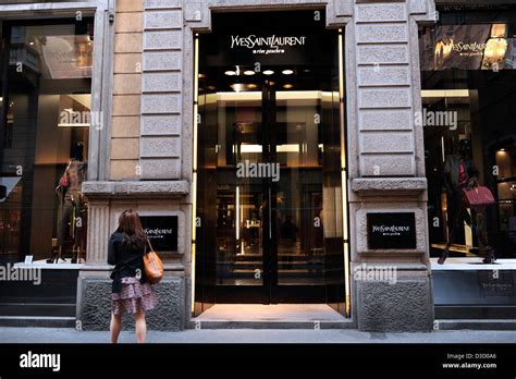 ysl milano orari|Yves Saint Laurent, to Open in Galleria .